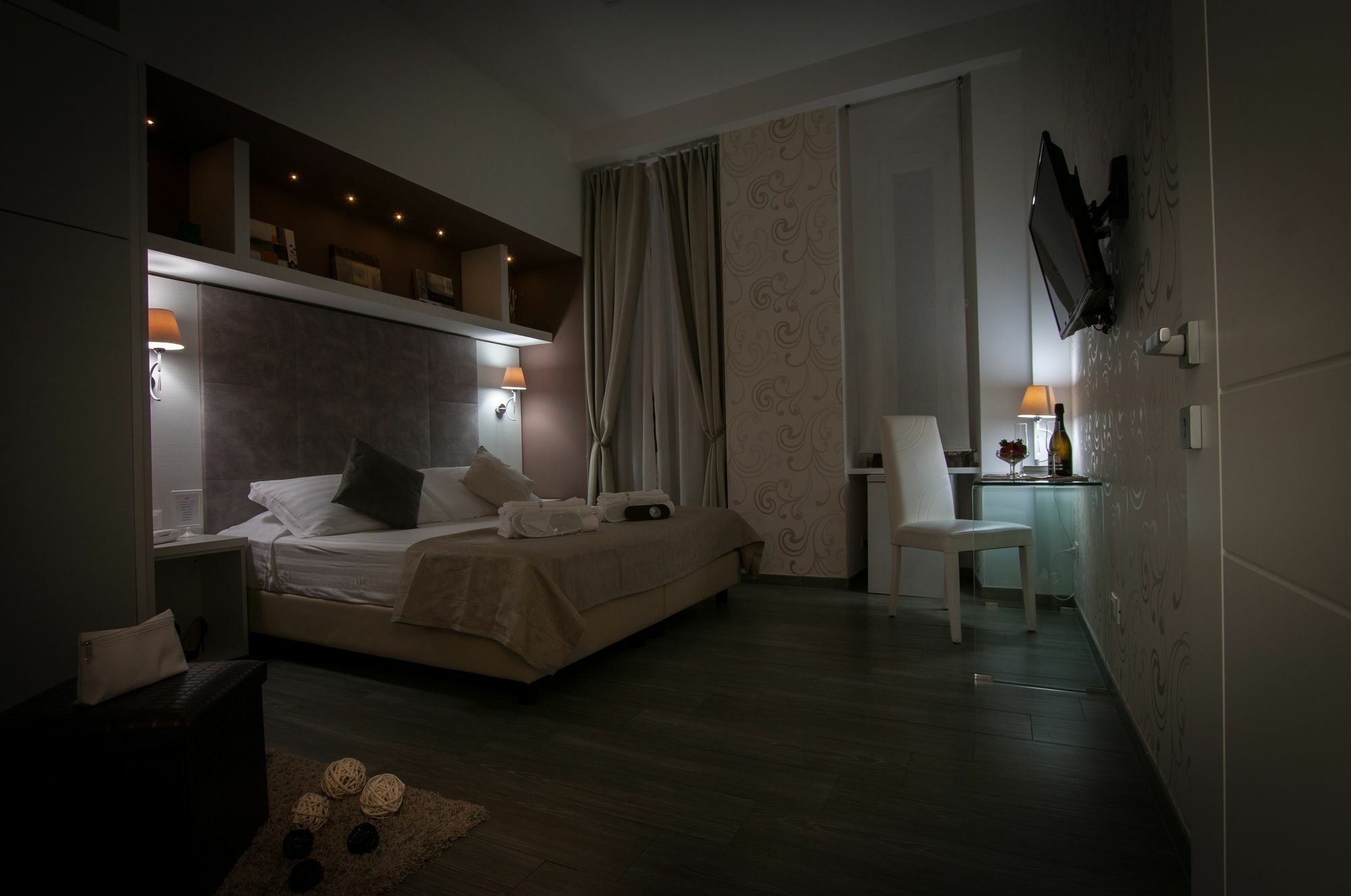 Elenoire Rooms & Suite Рим Екстер'єр фото